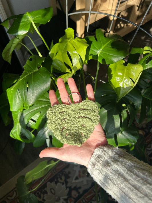 Crochet monstera keychain